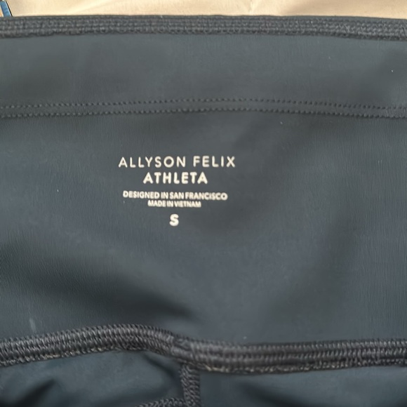 Athleta Alyson Felix Legend 7/8 Mesh Tight, Size S - Picture 8 of 15
